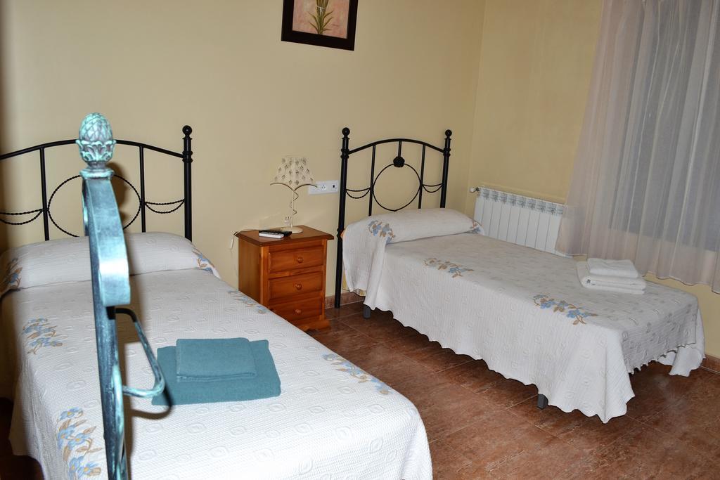 Hostal La Encina El Real de la Jara 外观 照片