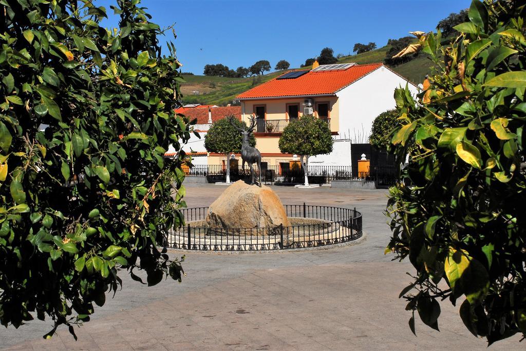 Hostal La Encina El Real de la Jara 外观 照片