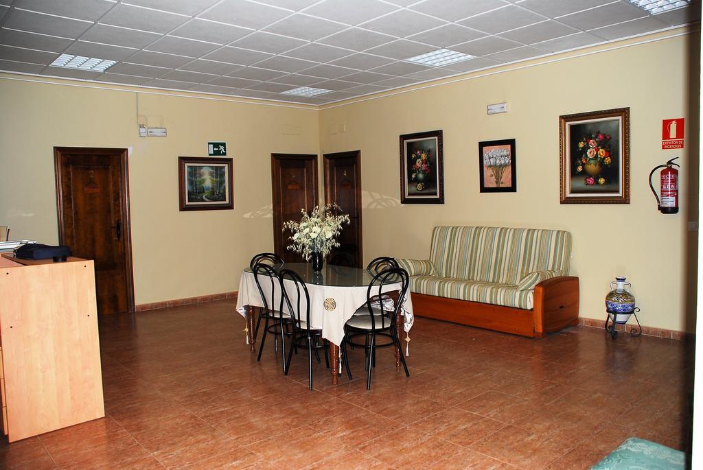 Hostal La Encina El Real de la Jara 外观 照片